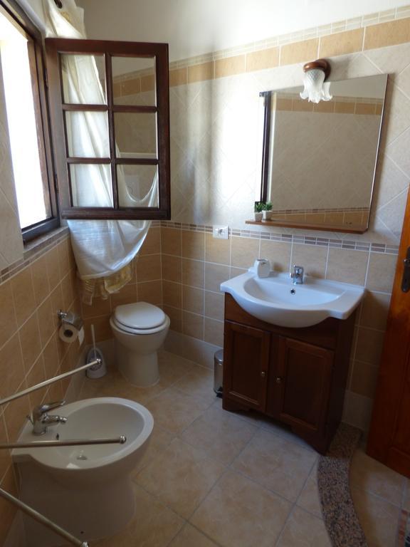 B&B Baia Turchese Porto Ottiolu Ruang foto