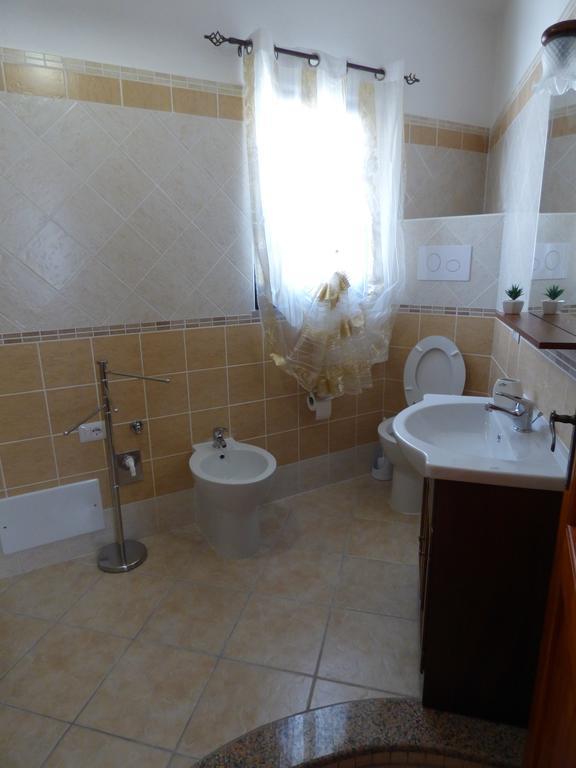 B&B Baia Turchese Porto Ottiolu Ruang foto